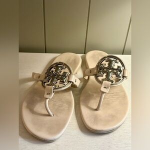 Tory Burch Miller Soft Metal Logo. Size 10 Women
